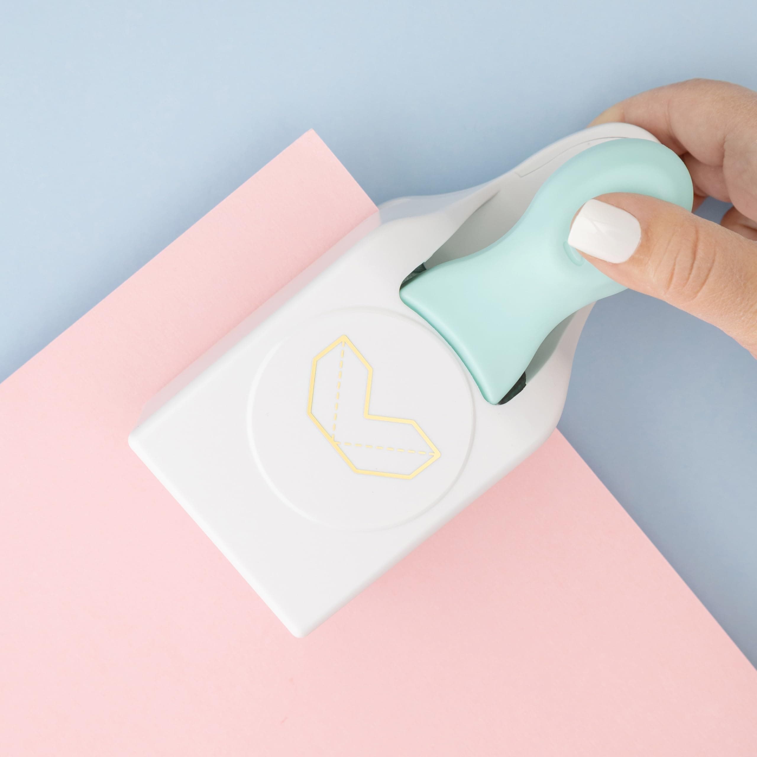 We R Embossing Punch-1" Photo Corners - Thumbnail 8