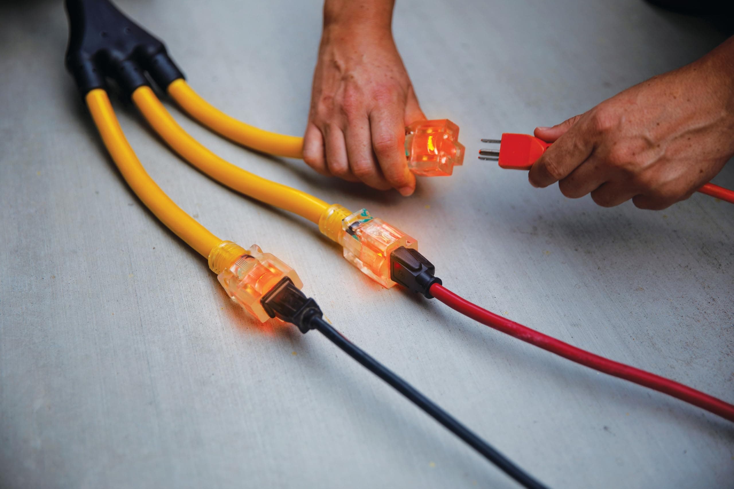 Champion Power Equipment 2 ft. 30A 125V Generator Adapter Cord - Thumbnail 7