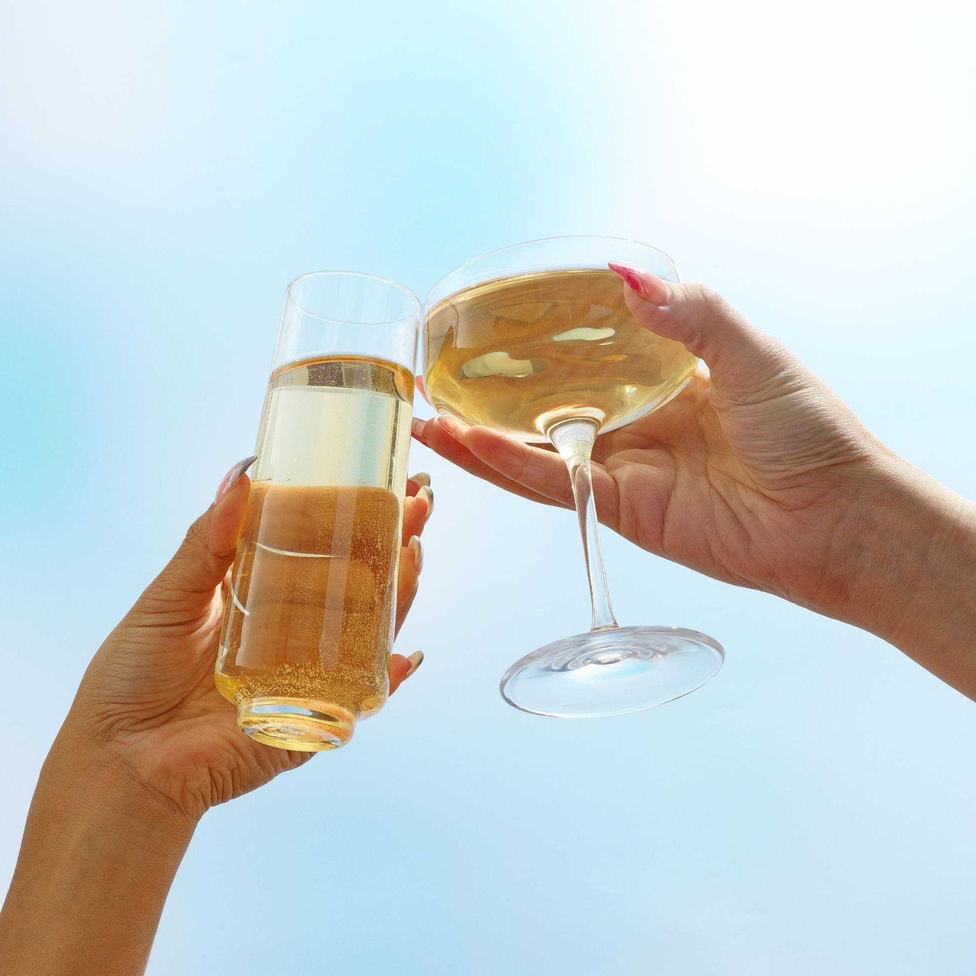 JoyJolt Sidney 9 oz Stemless Champagne Flutes Set of 4 | Modern Champagne Glasse - Thumbnail 8