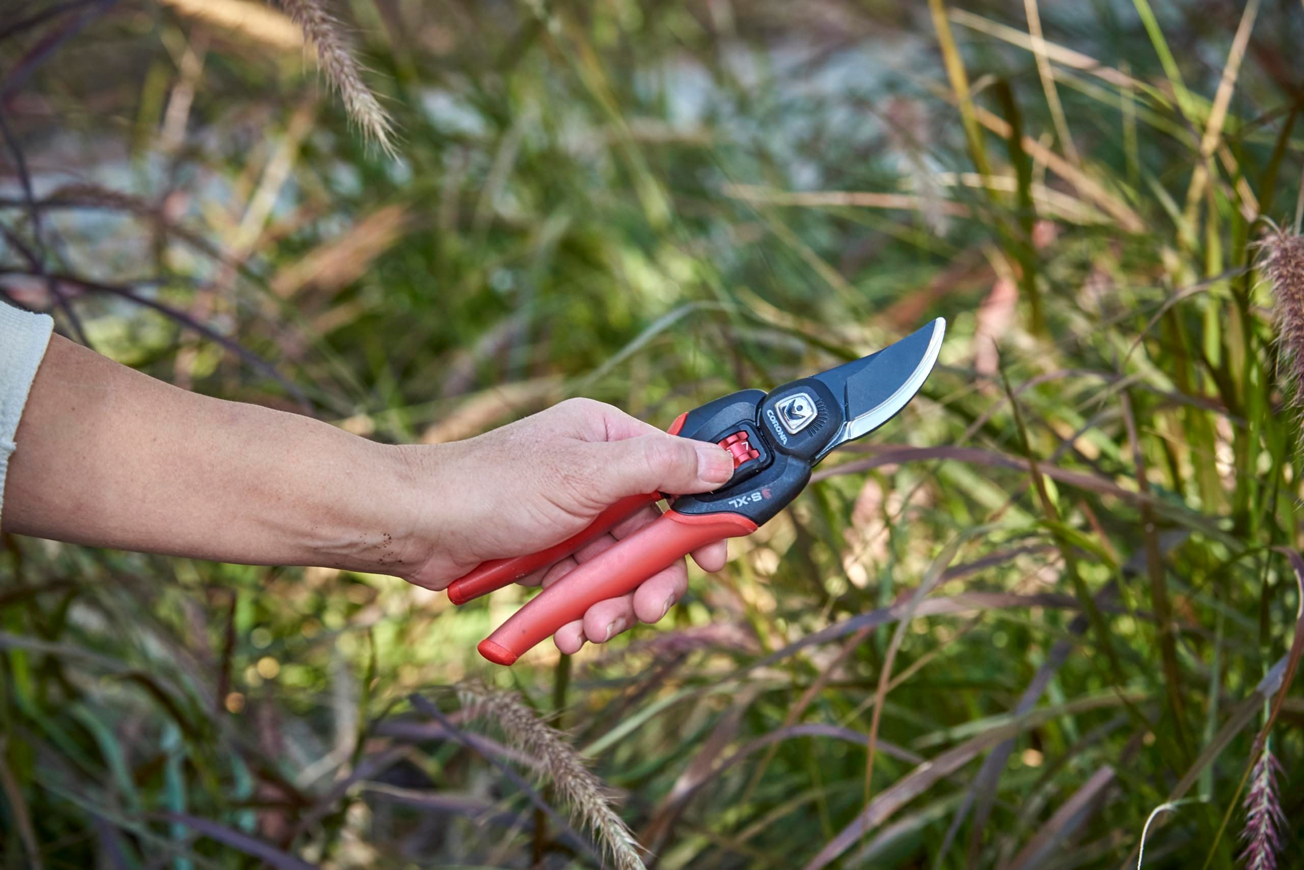 Corona Clipper BP 4214D Flex Dial Bypass Pruner With Comfort Gel Grips, 3/4 Inch - Thumbnail 4