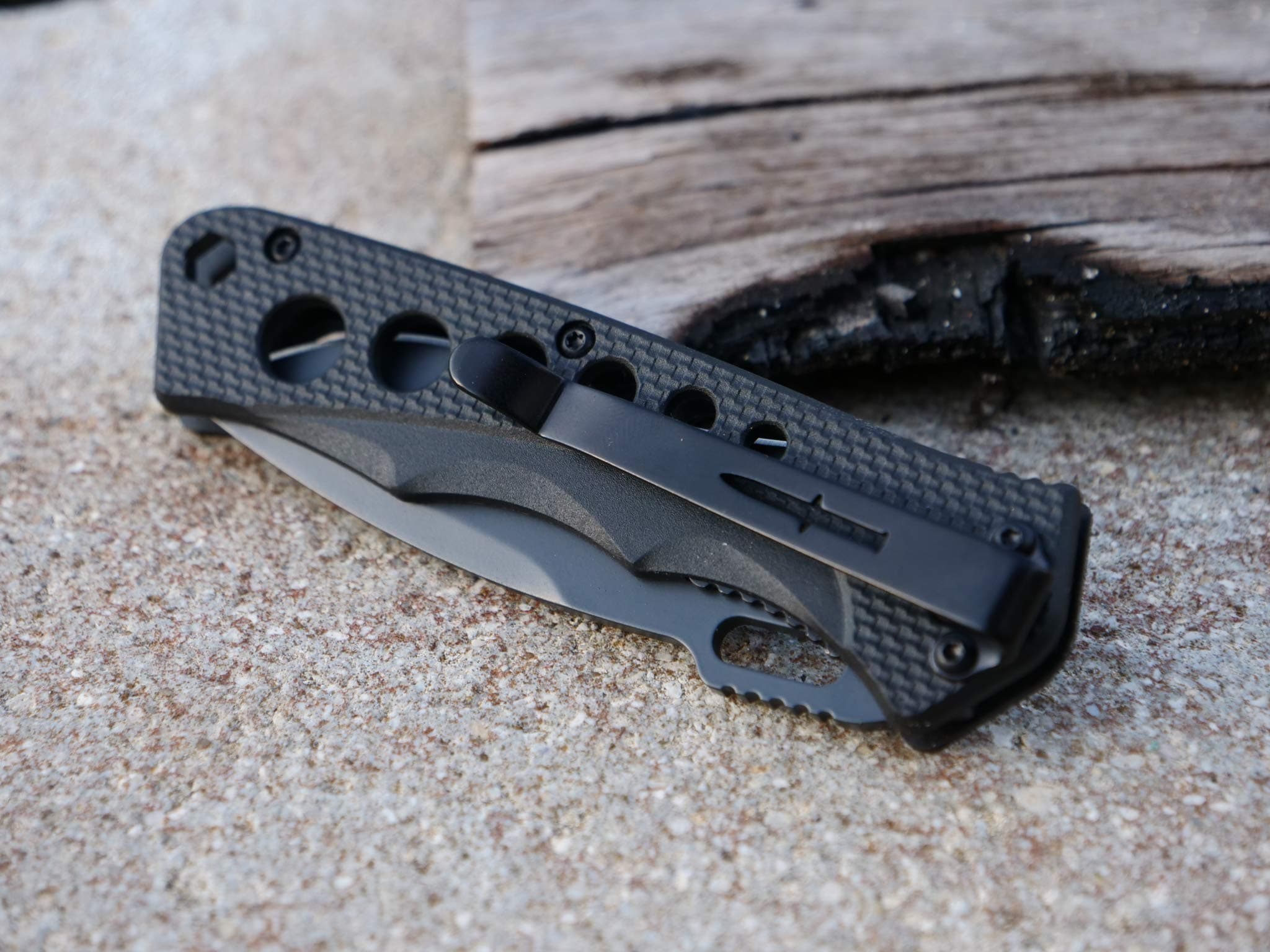 CAMILLUS Rage / 7.25" Overall / 3" Blade/CARBONITRIDE Titanium™ / 440SS - Thumbnail 6