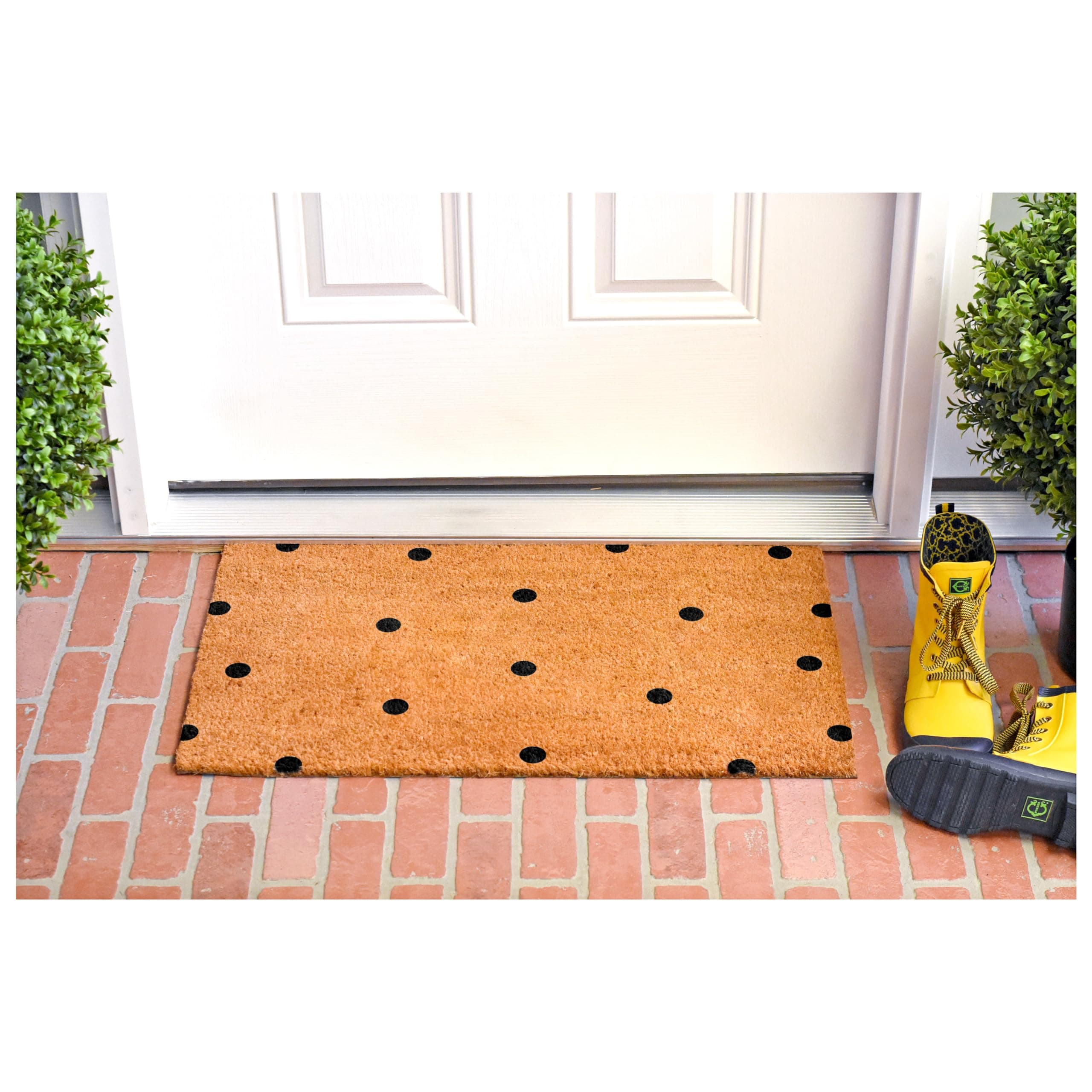 Calloway Mills Black Polka-Dots Doormat 17x29 Inch Indoor Outdoor Decor - Thumbnail 4
