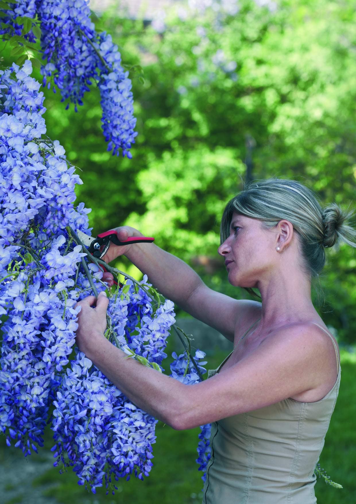 FELCO 160L Pruning Shears – 8.9" Lightweight Swiss-Made Garden Clippers for Larg - Thumbnail 4