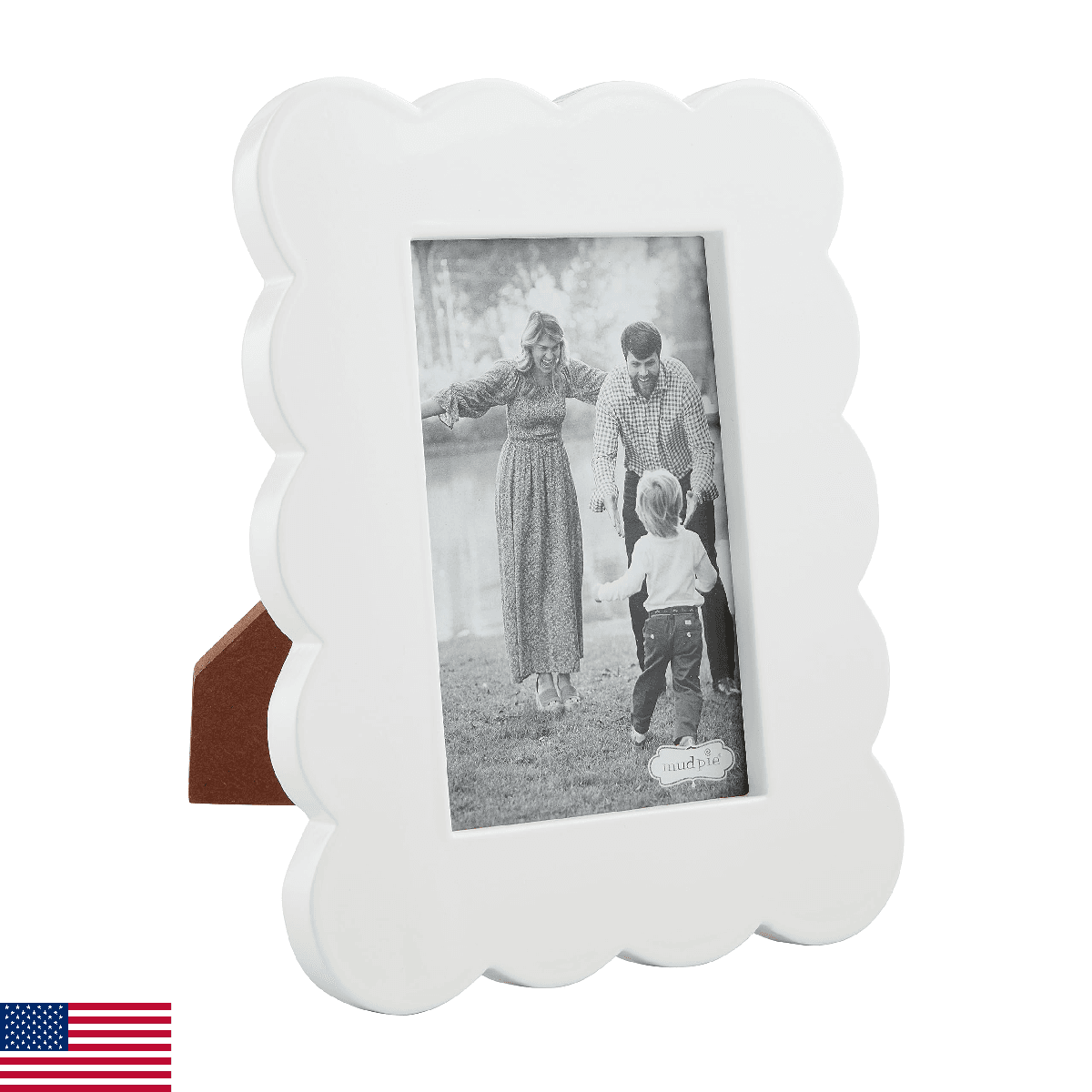 Mud Pie Scalloped Lacquer Frames, Small, 8.5" x 6.5" - Image 1