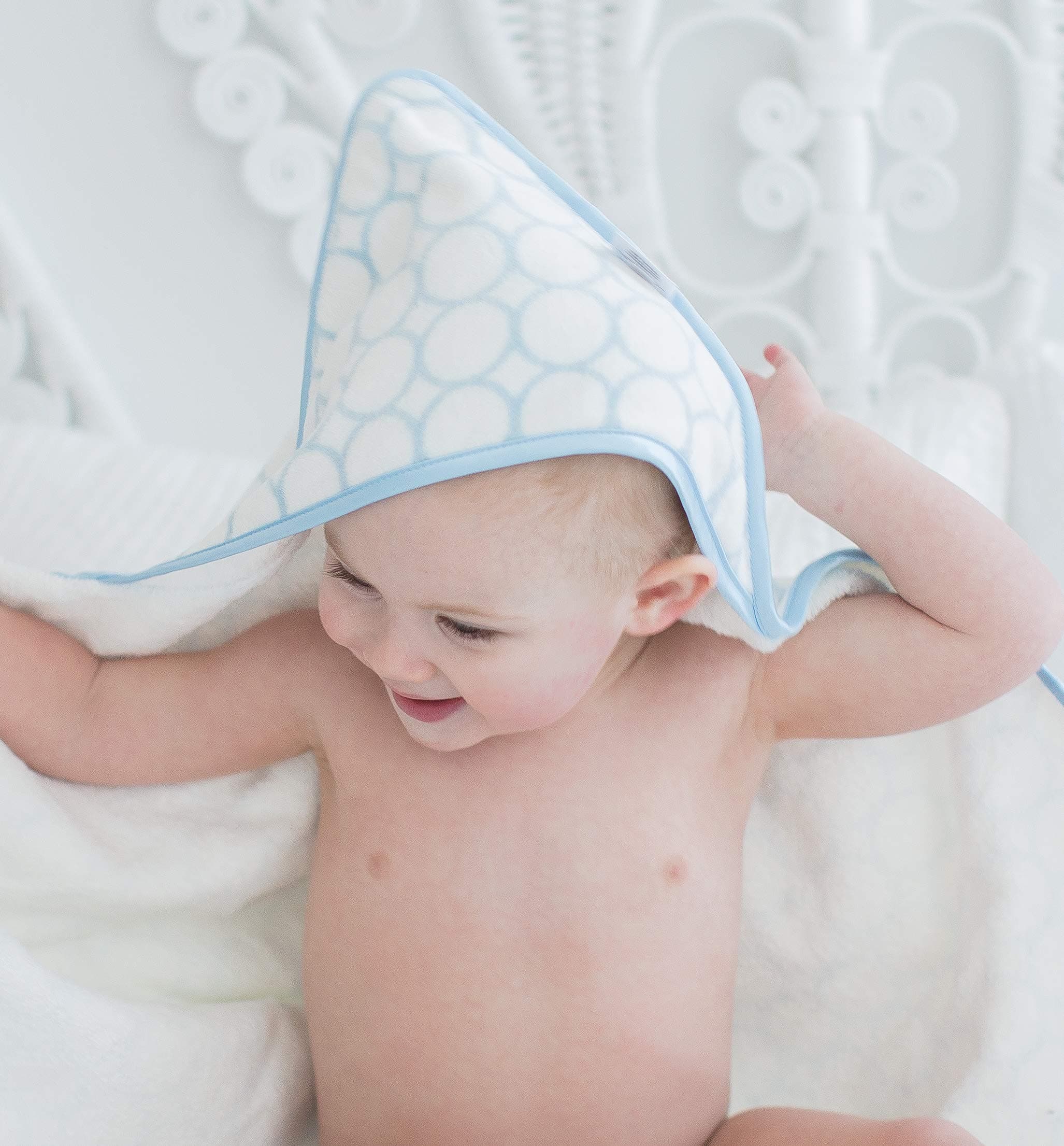 SwaddleDesigns Organic Cotton Terry Velour Hooded Towel for Baby/Toddler, Absorb - Thumbnail 5