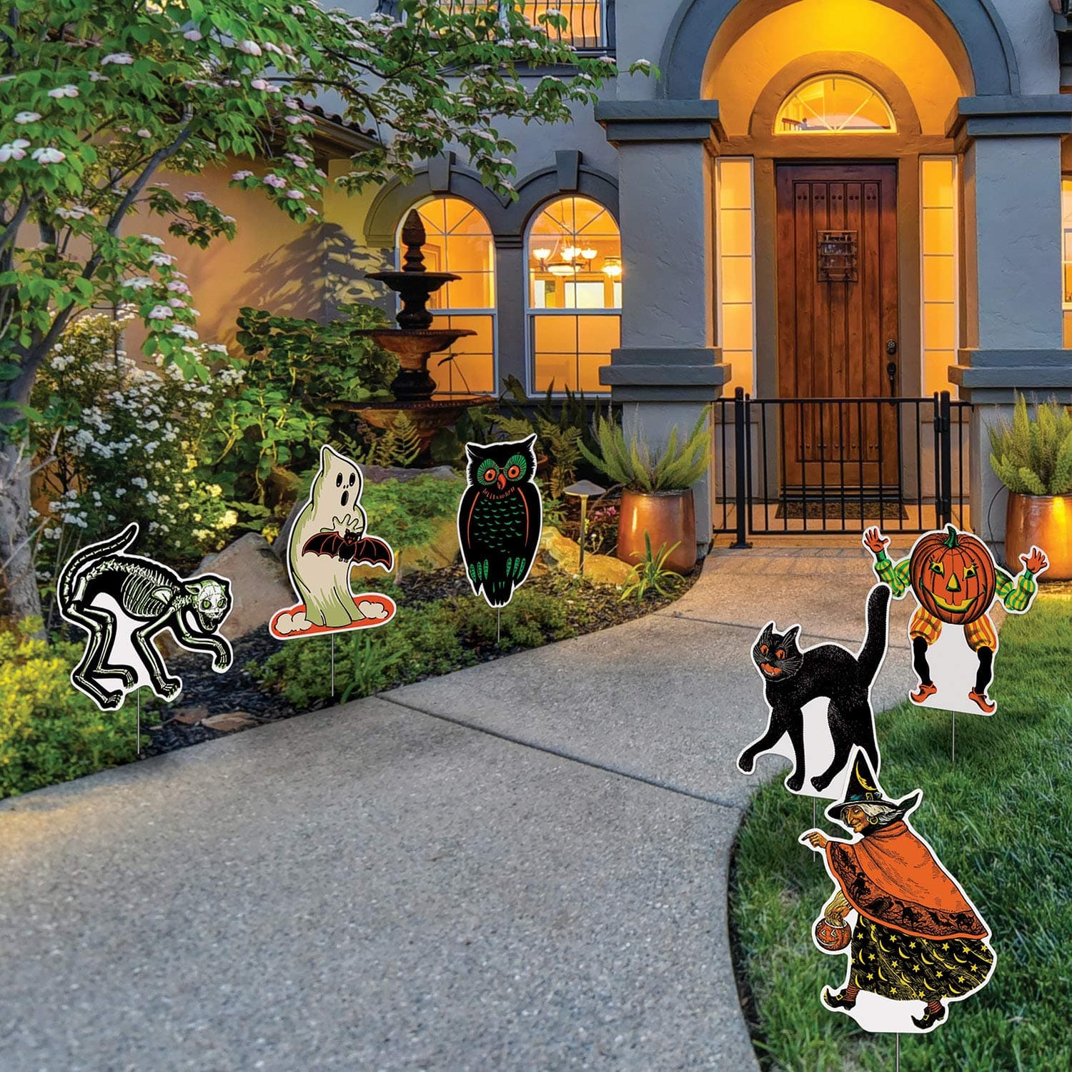 Beistle 6 Piece Corrugated Plastic Vintage Halloween Yard Signs with Stakes - St - Thumbnail 6