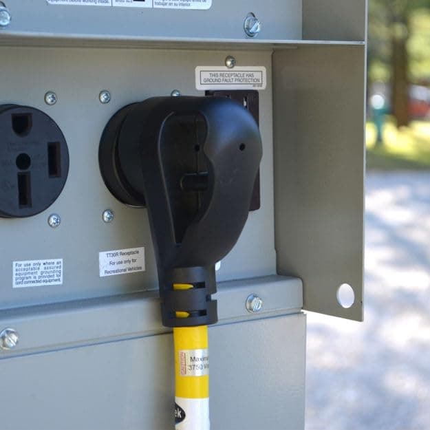 Conntek 30 Amp RV/Generator Distribution Adapter Cord, NEMA TT-30P Male to 3X 5- - Thumbnail 5