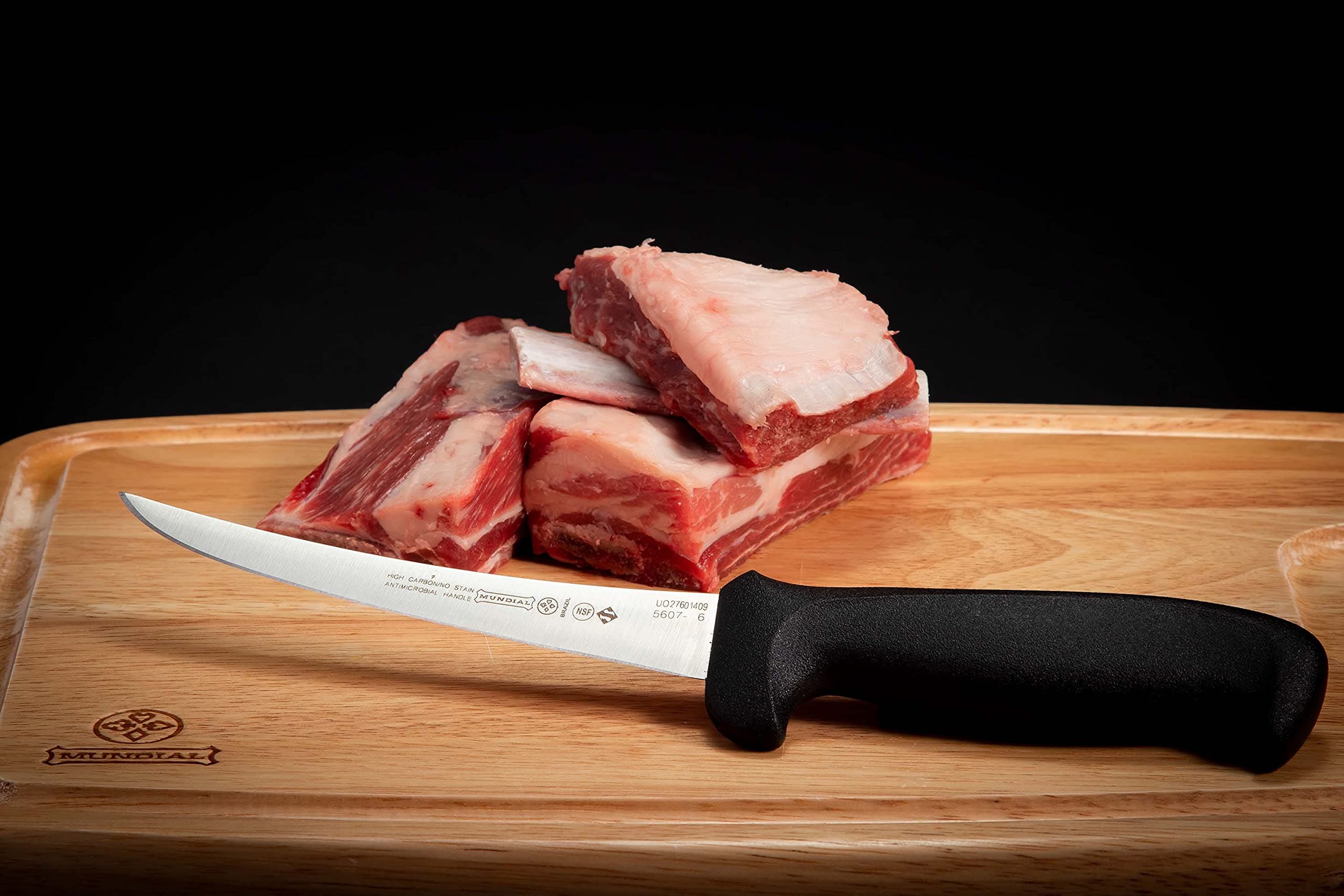 Mundial 6-Inch Curved Semi-Stiff Boning Knife, Black - Thumbnail 2