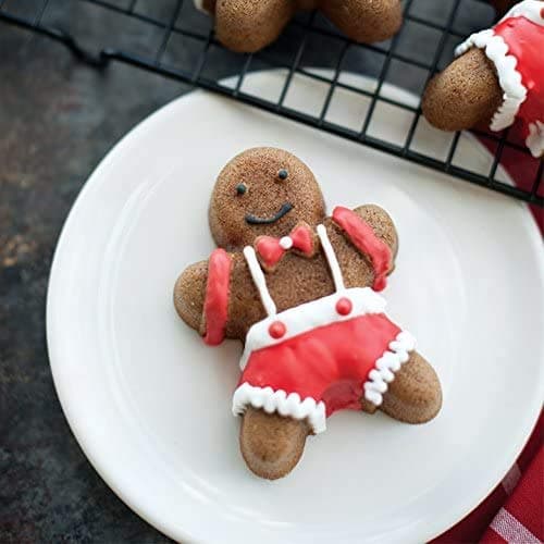 Nordic Ware Gingerbread Kids Cakelet Pan - Thumbnail 5