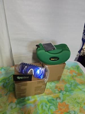 Tipsy Elves Star Spangled Swades Sunglasses - Image 1