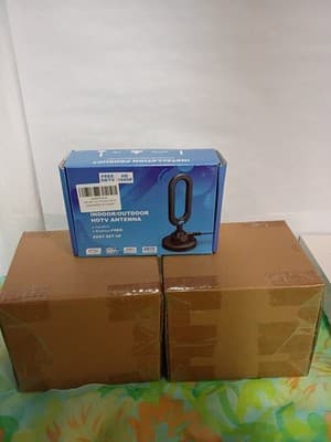 Indoor/Outdoor HDTV Antenna 1080P - Image 1