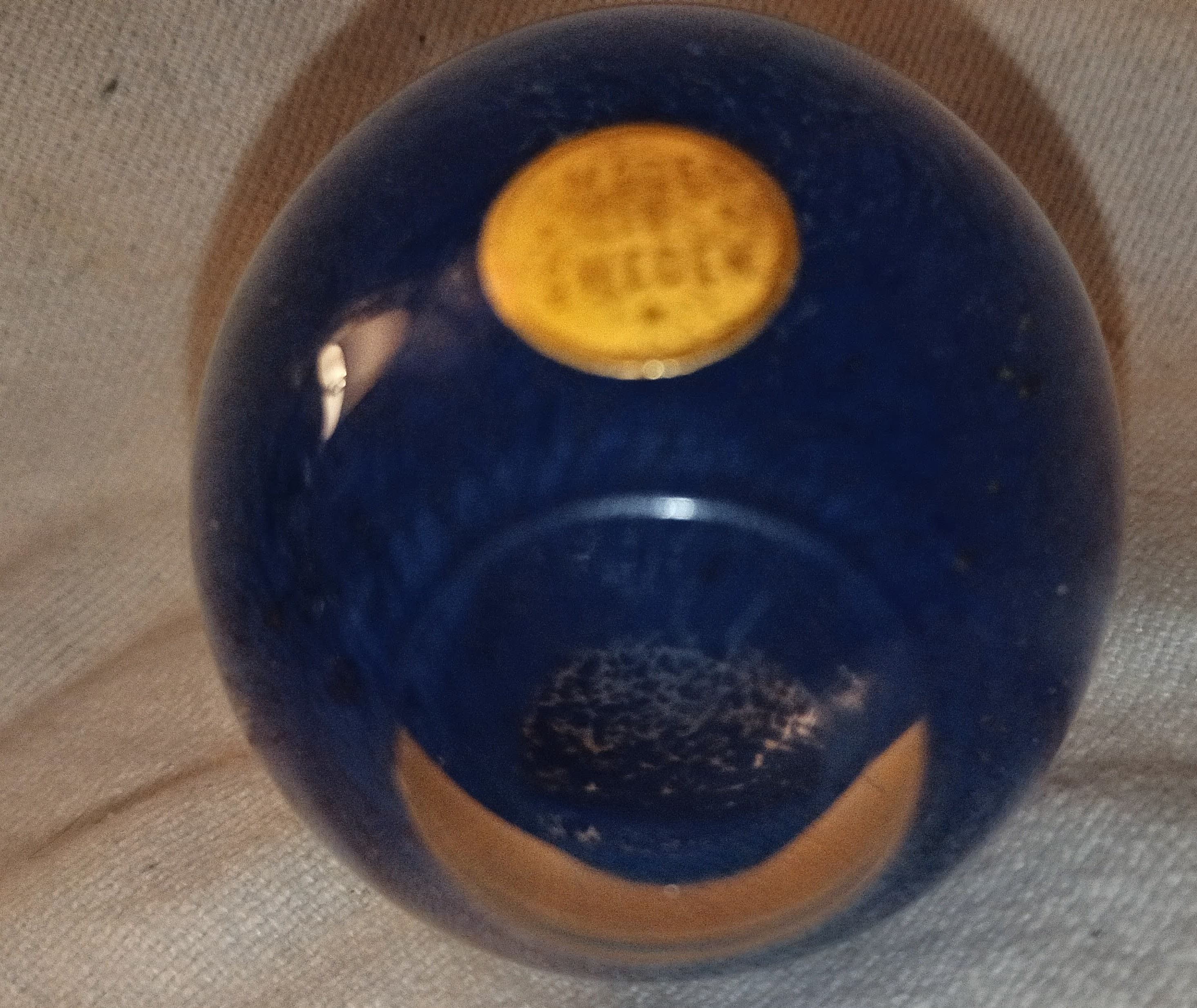 Vintage Blue Mottled Art Glass Egg Paperweight - Made in Sweden - Mid-Century Style - Thumbnail 4