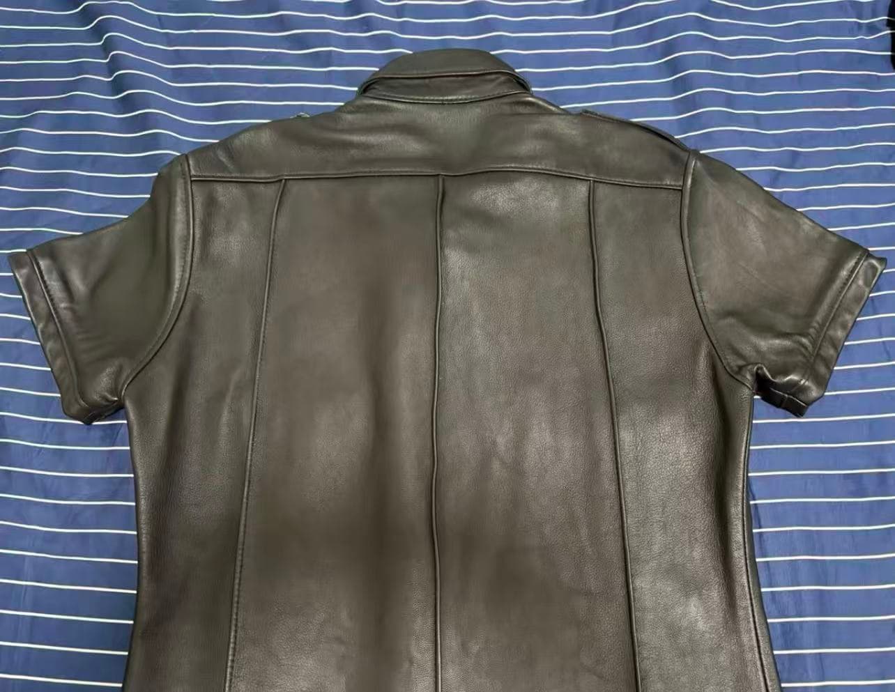 NYC Cowhide Leather Shirt – Short Sleeve - Thumbnail 2