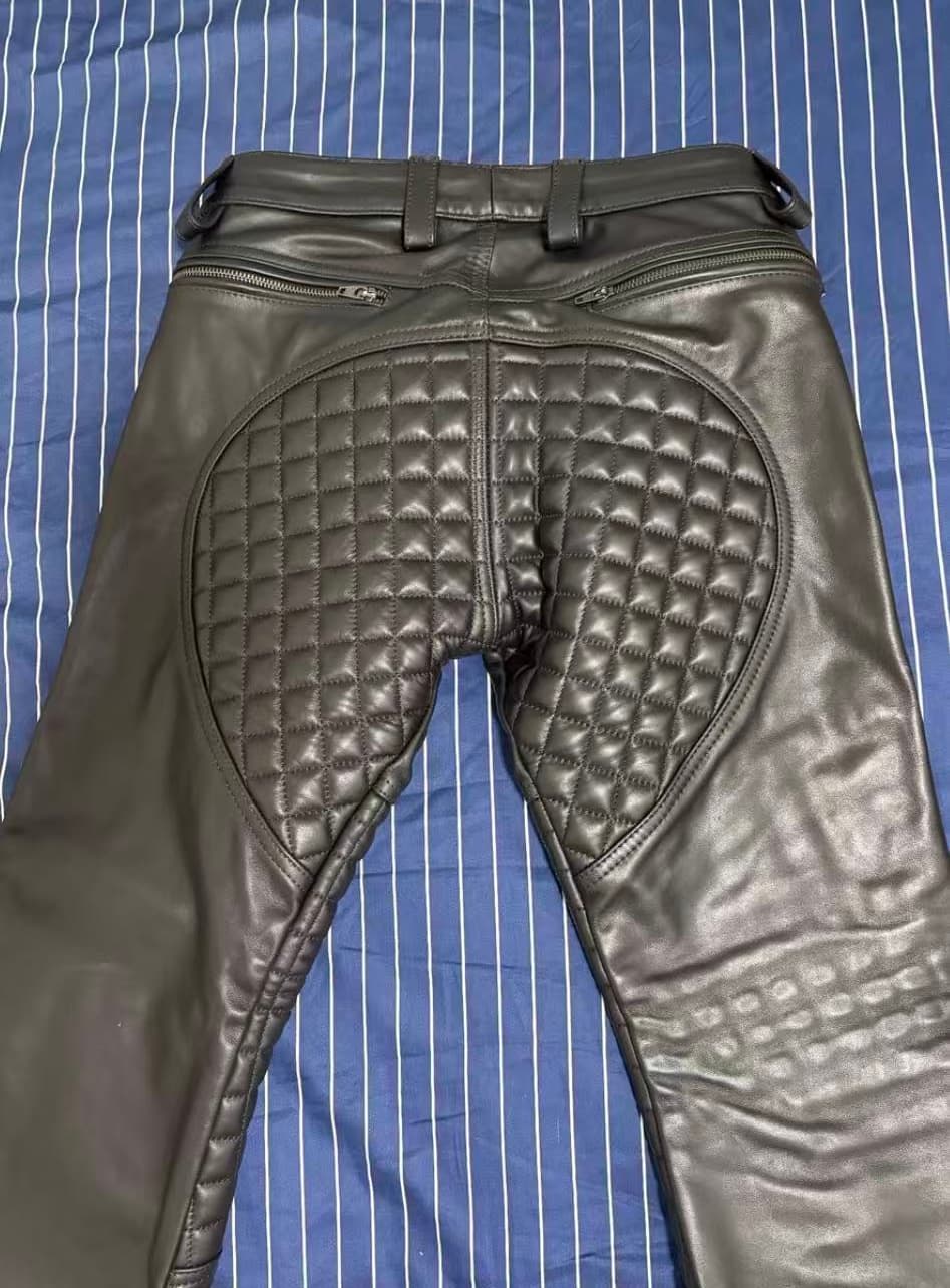 Regulation Leather Pants – Classic Diamond Quilted Double-Zip Style - Thumbnail 4