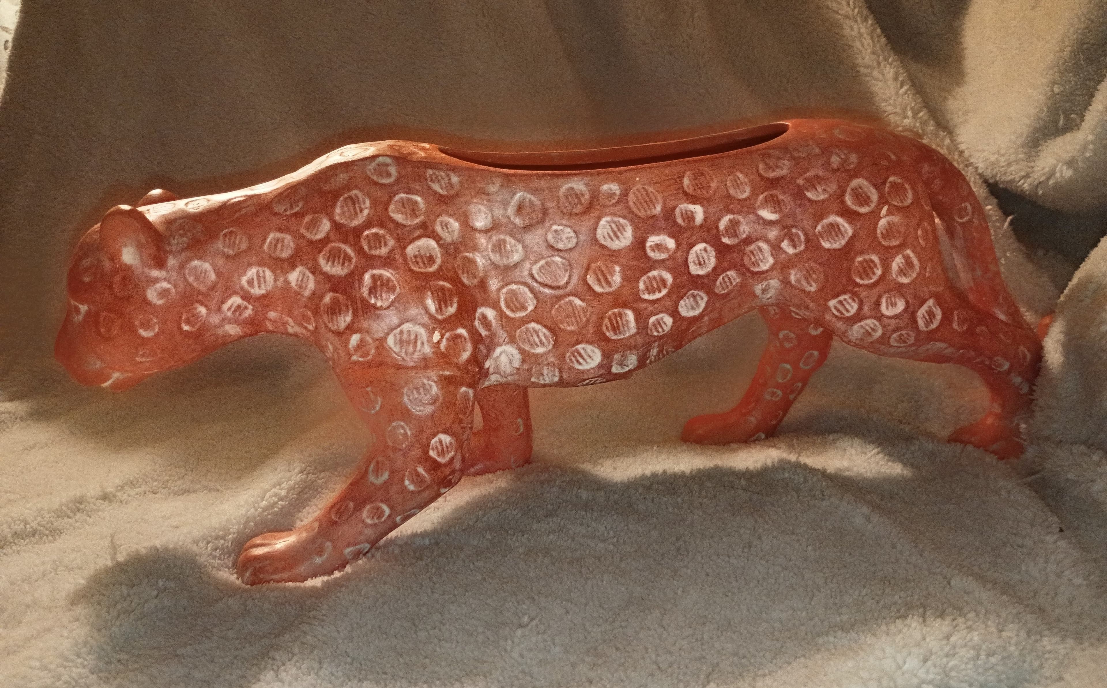 Handcrafted Ceramic Leopard Planter with White Accents - Image 1