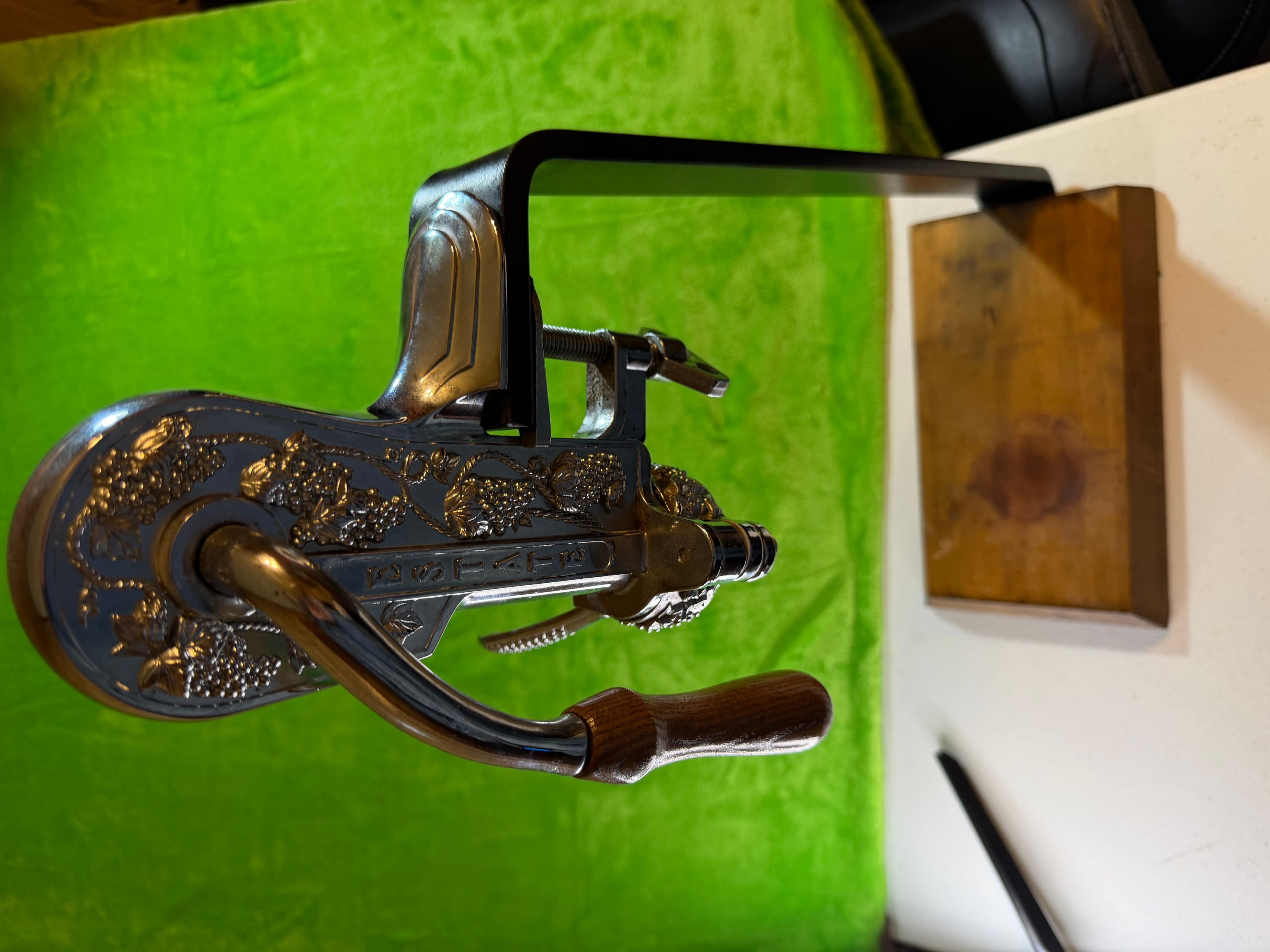 Vintage Italian Grape Design Corkscrew Wine Opener with Wood Handle - Thumbnail 2