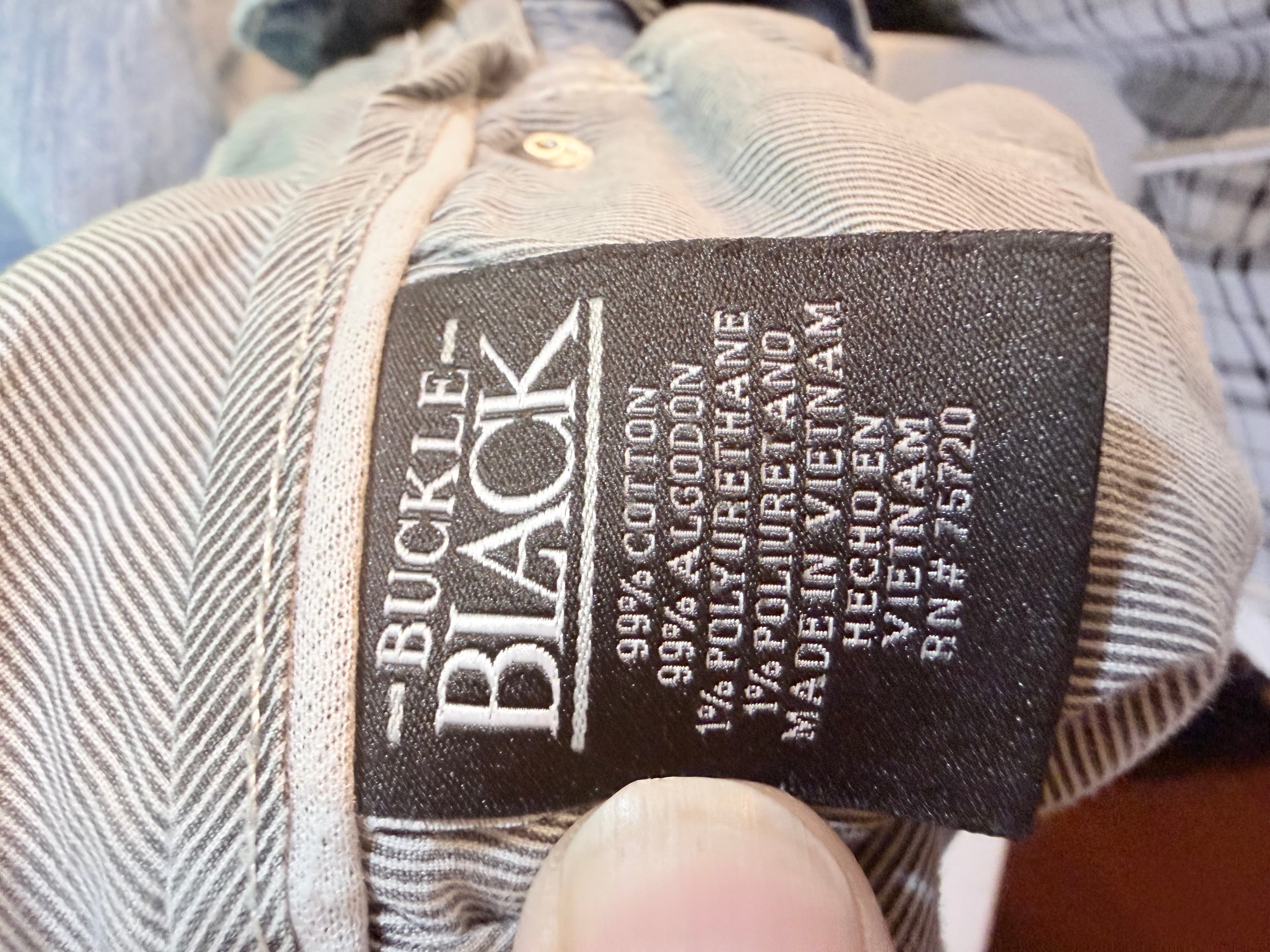 Buckle Black BBLA316 Light Wash Distressed Bootcut Men’s Jeans 34x32 - Thumbnail 3