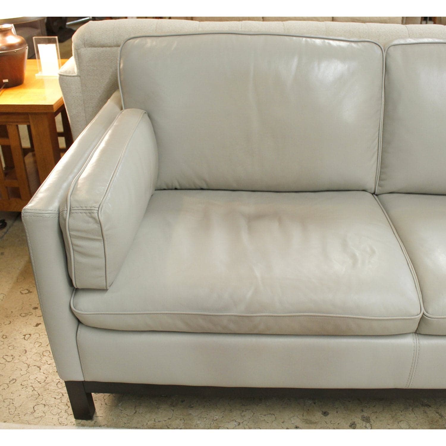 Violino Soft Gray Leather Sectional - Light Gray - Thumbnail 4