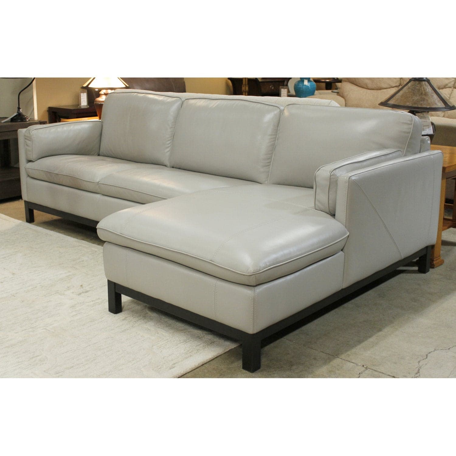 Violino Soft Gray Leather Sectional - Light Gray - Thumbnail 3