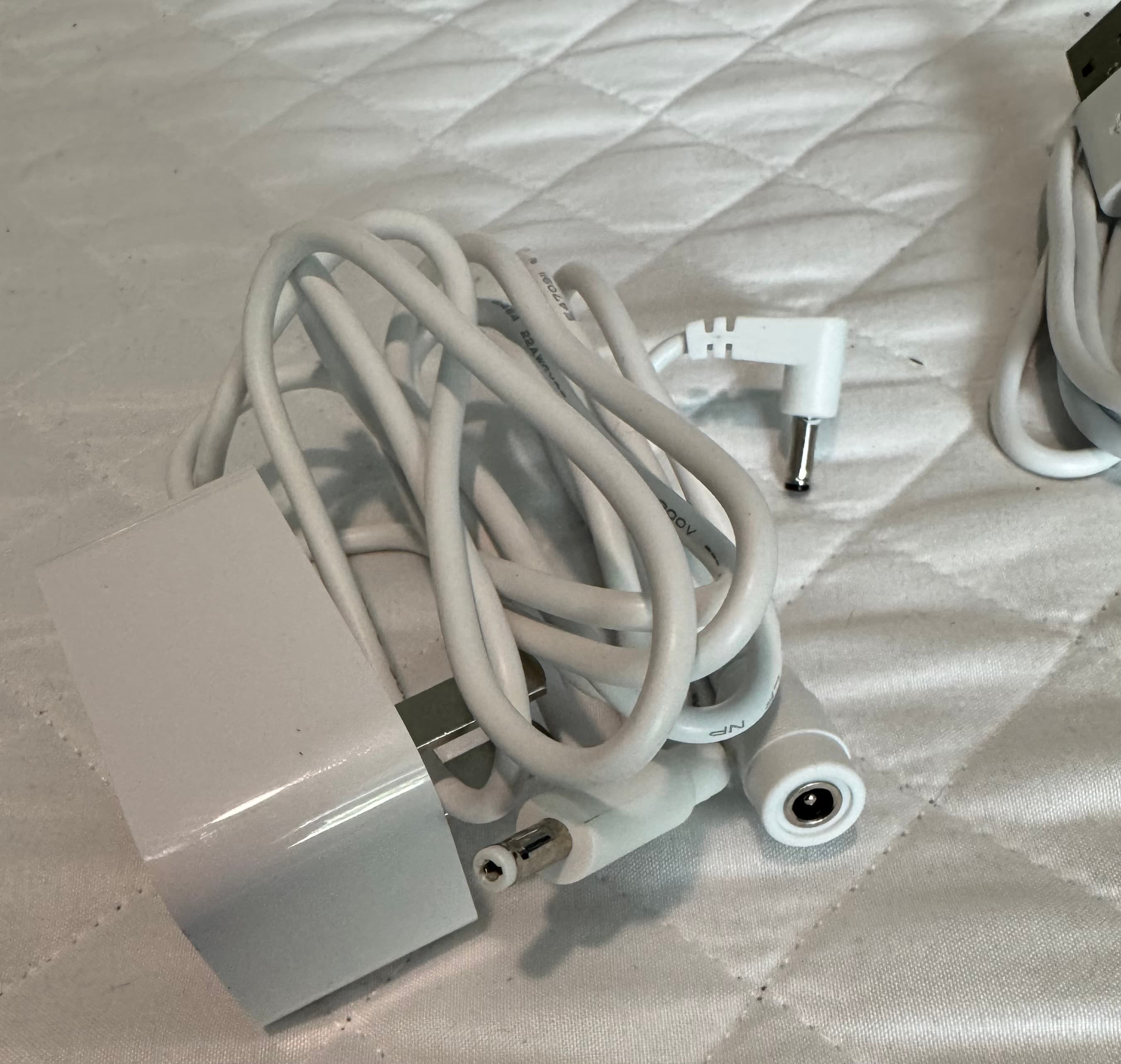 White USB Power Adapter with Cable Set - Thumbnail 5