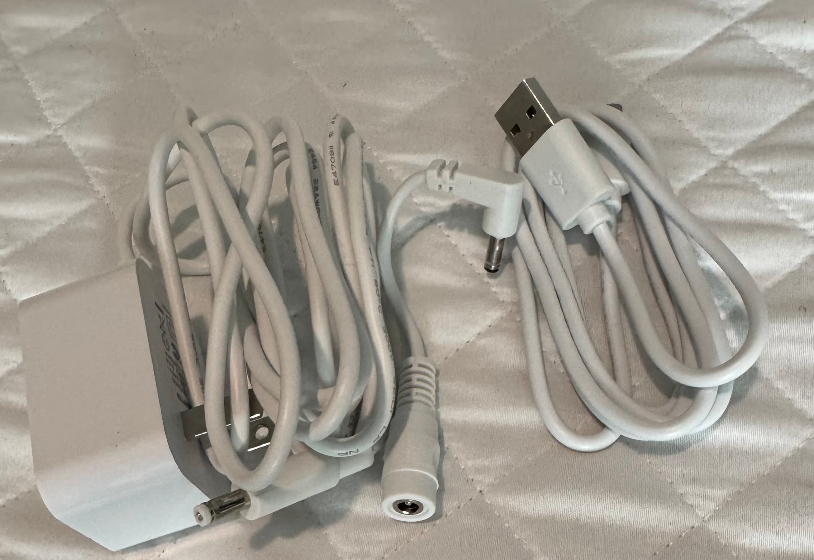 White USB Power Adapter with Cable Set - Thumbnail 6
