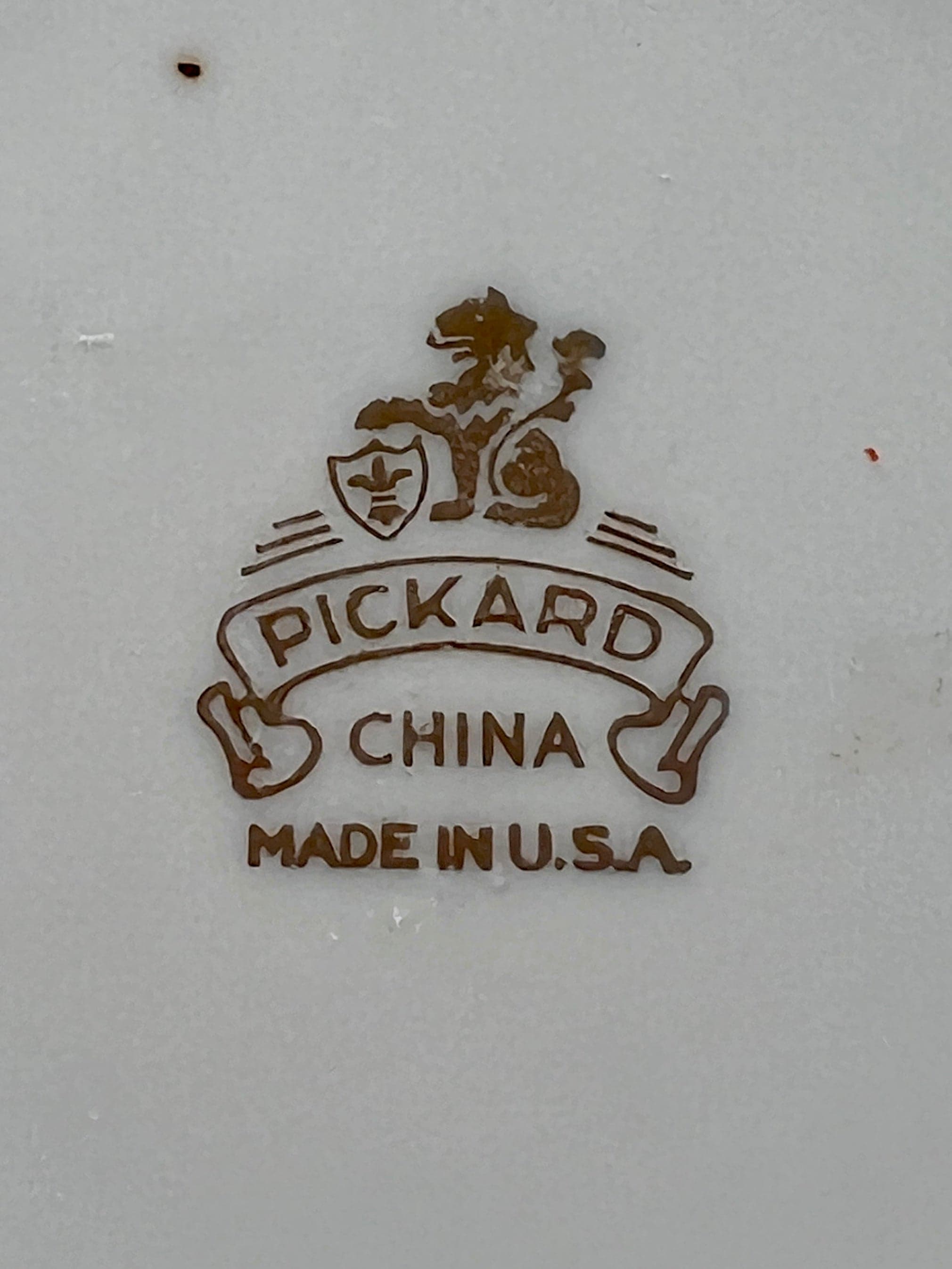 Pickard China Sweet Pea Floral Porcelain Vase with 24K Gold Trim - Thumbnail 4