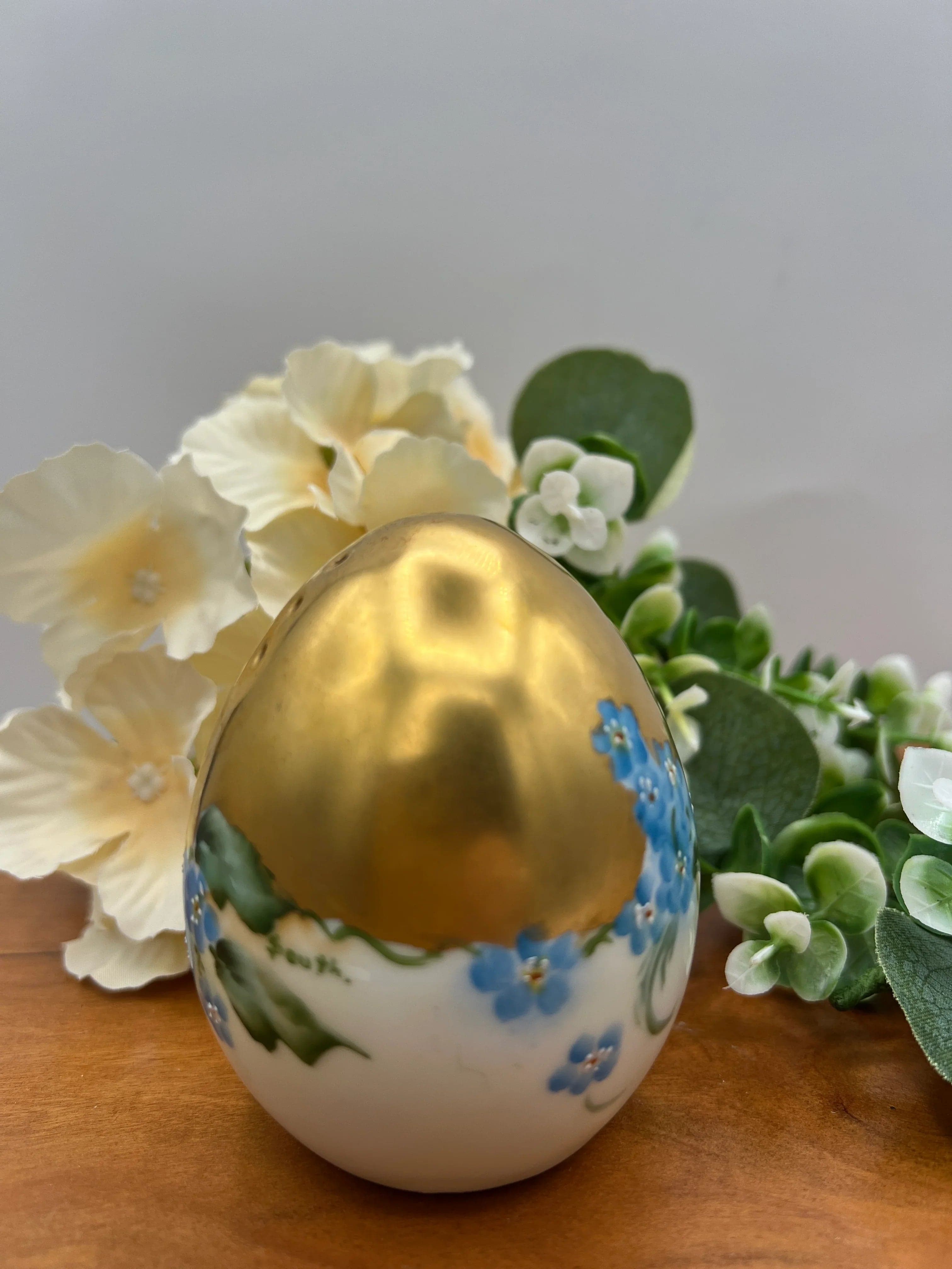 Antique Hand-Painted Porcelain Egg Shaker Signed South Art Nouveau - Thumbnail 4