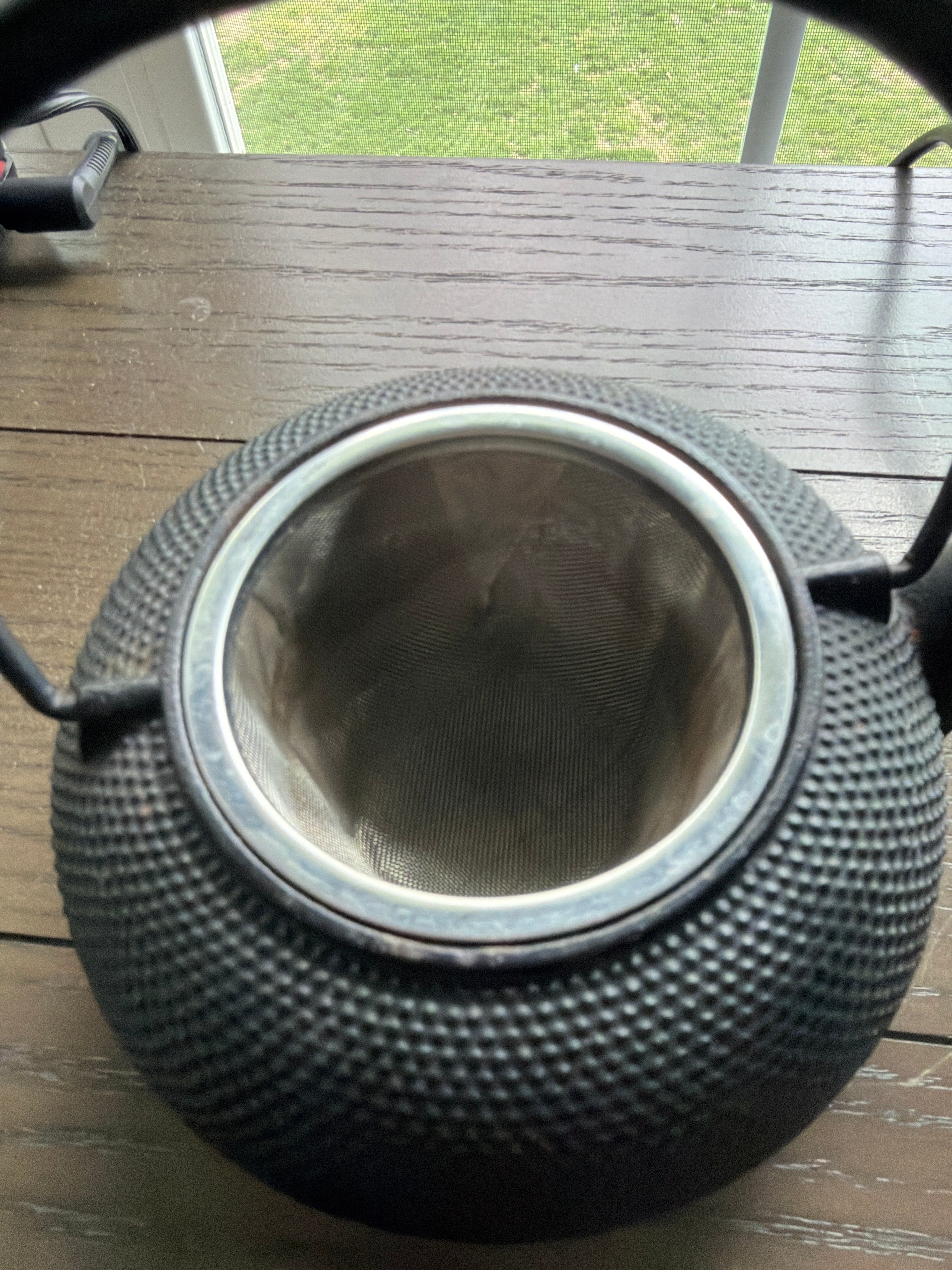 Japanese Cast Iron Teapot Hobnail Pattern Pinecone Lid Black Made in Japan - Thumbnail 10