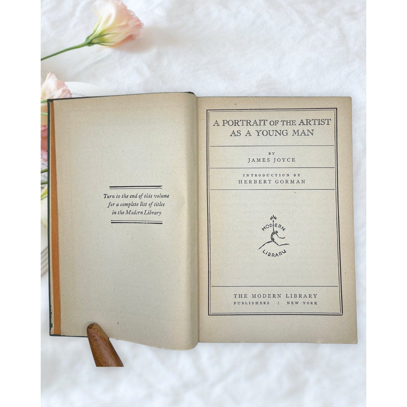Vintage A Portrait of the Artist as a Young Man James Joyce Modern Library Book - Thumbnail 3