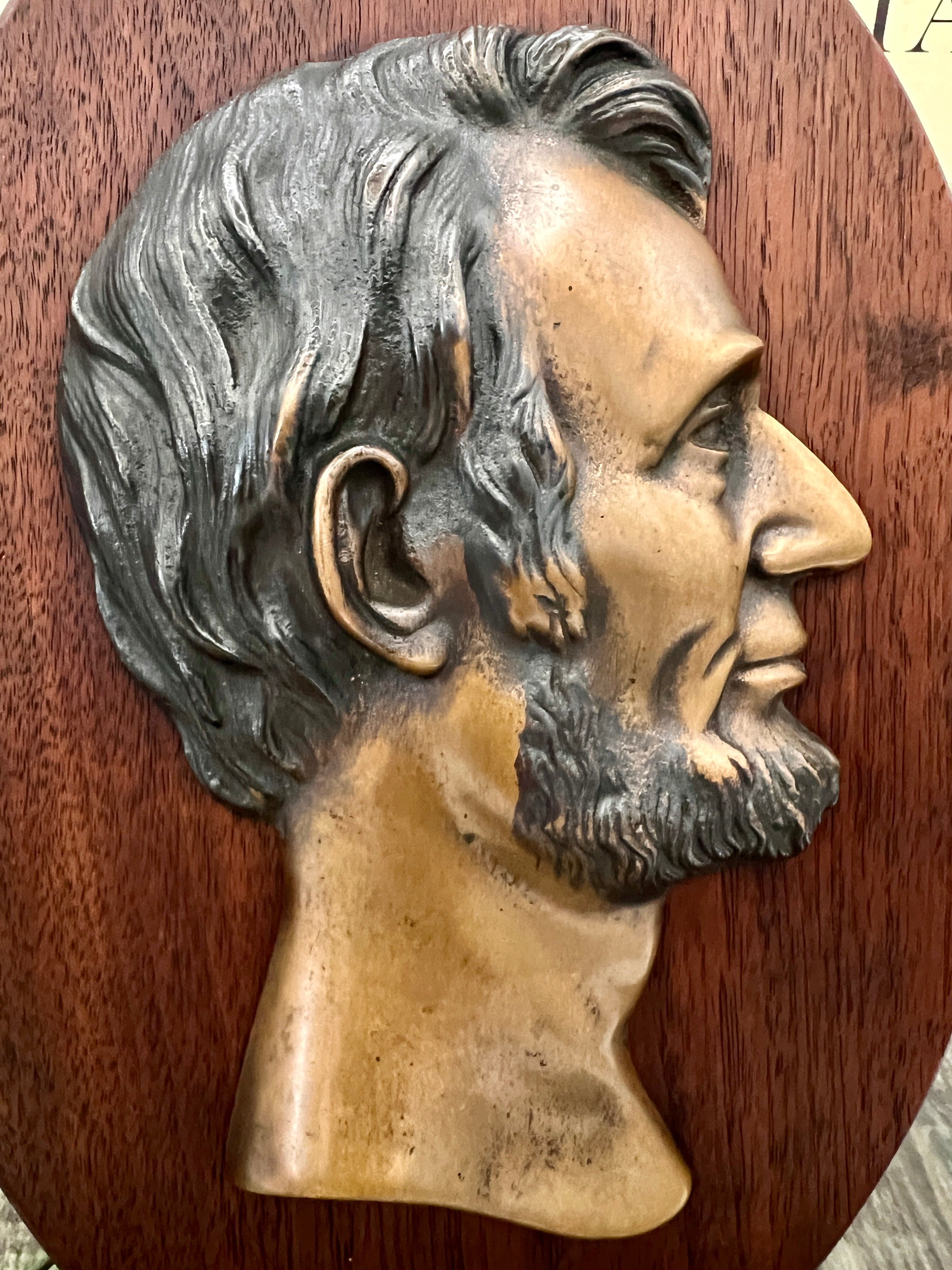 Bronze Abraham Lincoln Profile on Wood Mount - Vintage Americana - Thumbnail 2