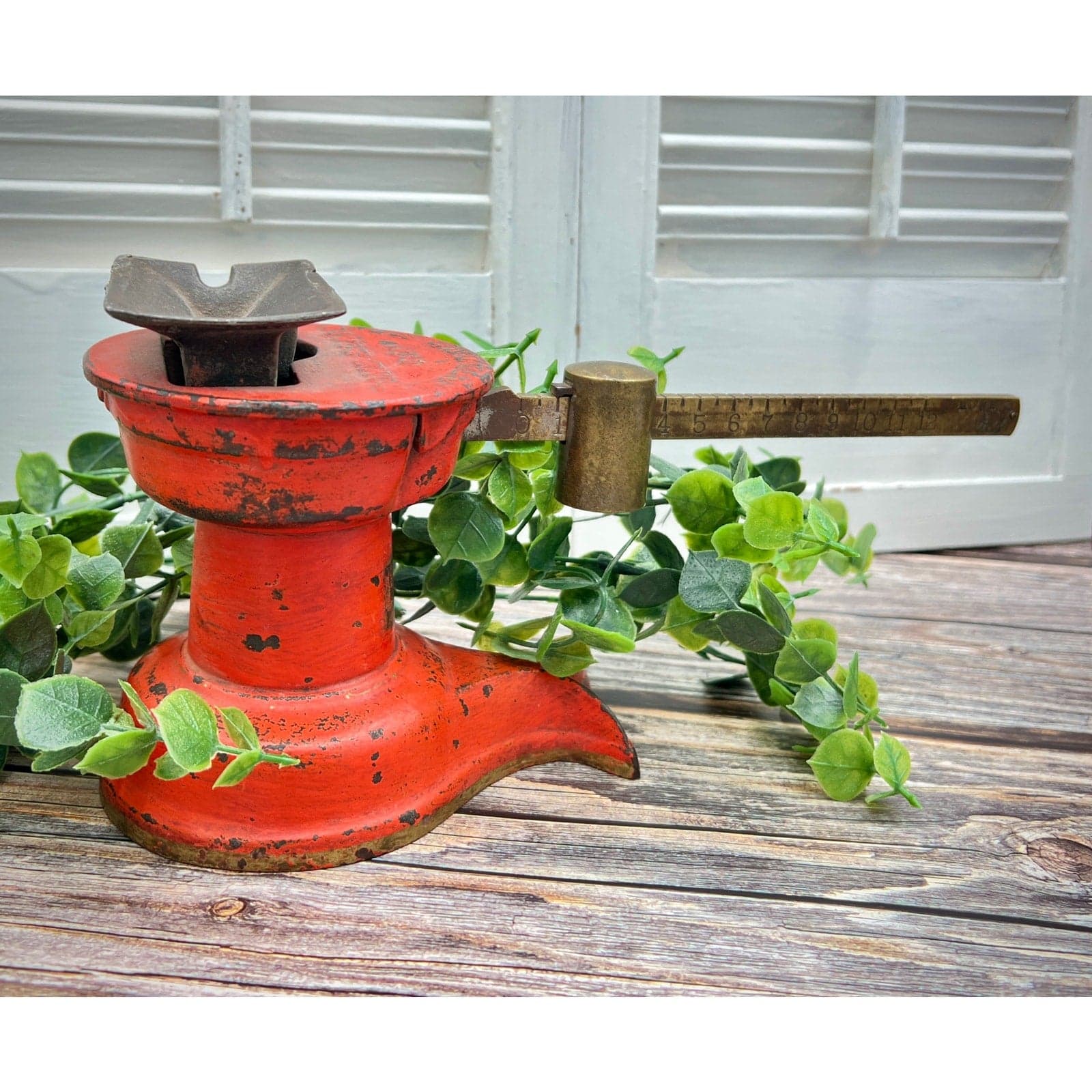 Antique Howe Scale Co. Red Split Tail Cast Iron and Brass Balance Scale - Image 1