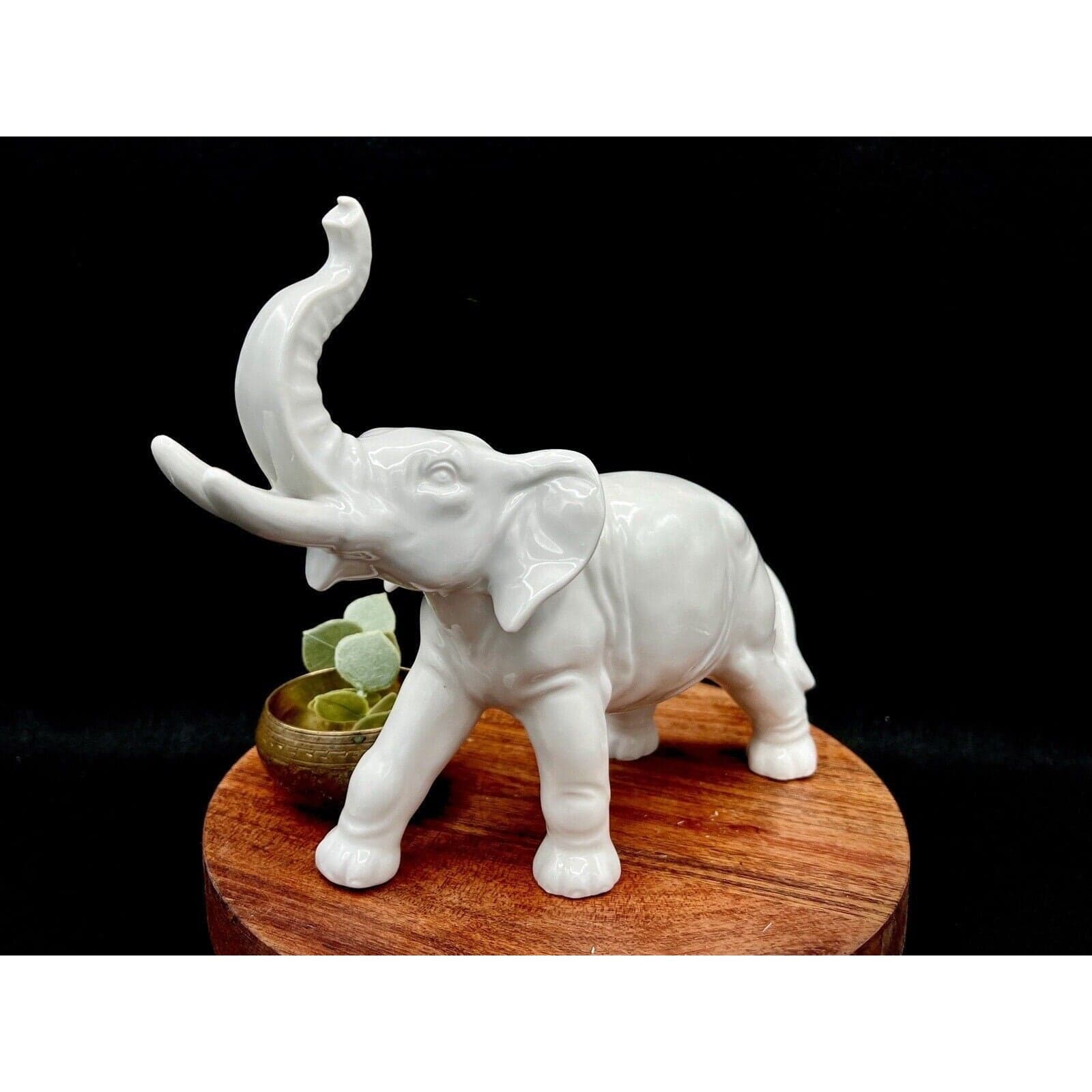 Vintage Grafenthal GDR Porcelain Elephant - Large Glossy White Figurine - Thumbnail 3
