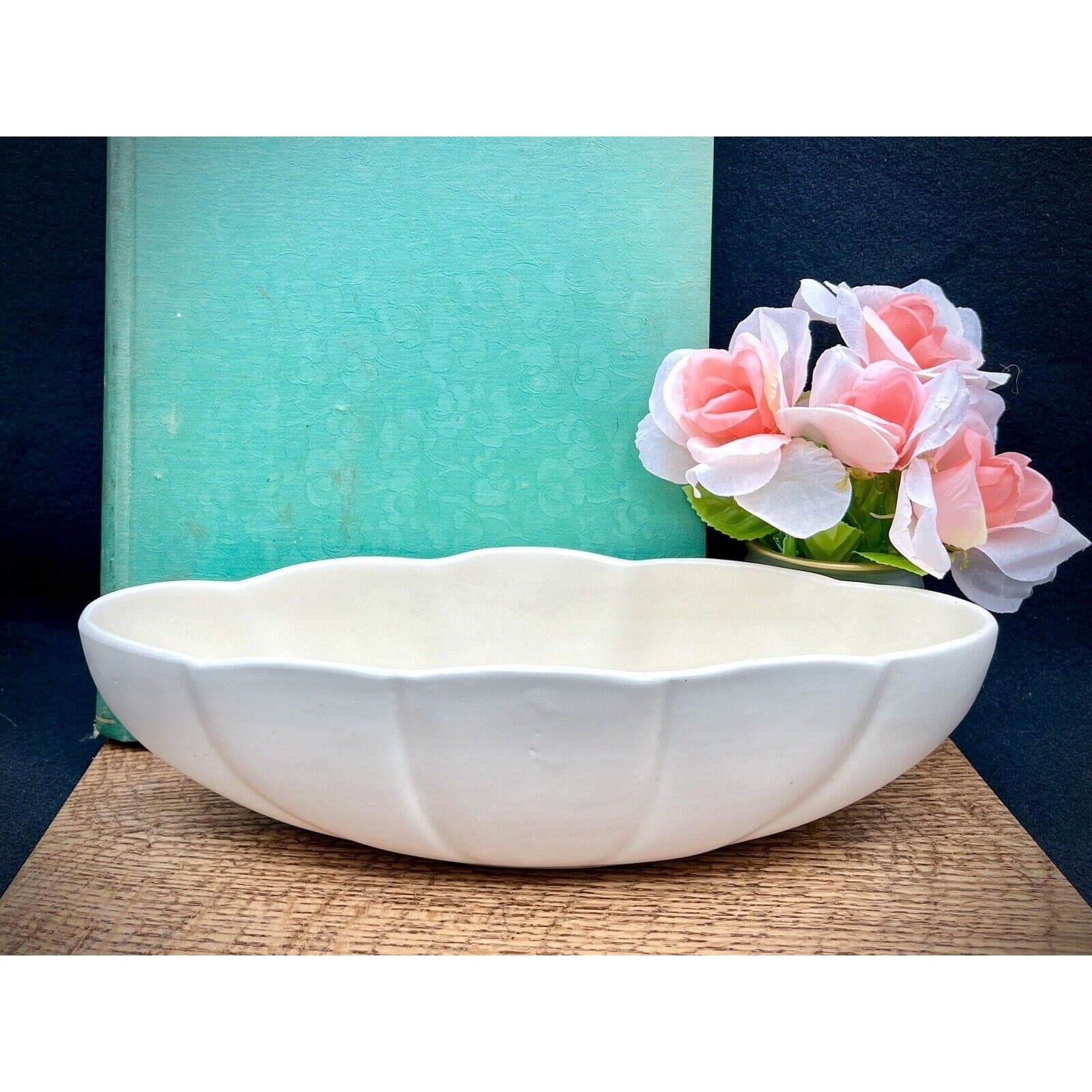 Haeger - Mid-Century Ceramic Bowl, Oblong Form, White