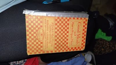 Good Meals and How to Prepare Them First Edition 1927 Katharine A Fisher HC - Image 1