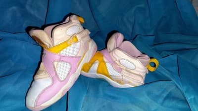 Nike Jordan 8 Retro Grade school Size 6.5Y High Light Arctic Pink 580528-816 - Image 1
