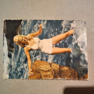 ARWP16-1062-NU - jeune dame dans l'eau - Image 1