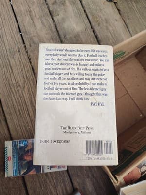 In the Arena by John Logue and Pat Dye (1992, Hardcover) - Thumbnail 2