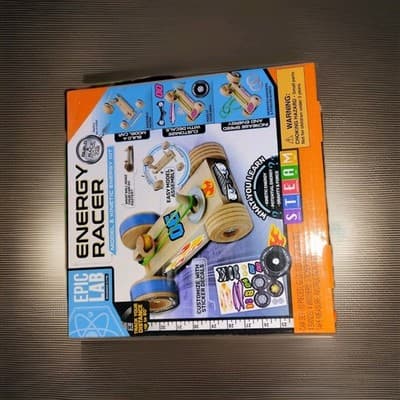 New In Box Epic Lab ENERGY RACER Model & Kinetic Energy Kit PA-7690- EZ Assembly - Image 1
