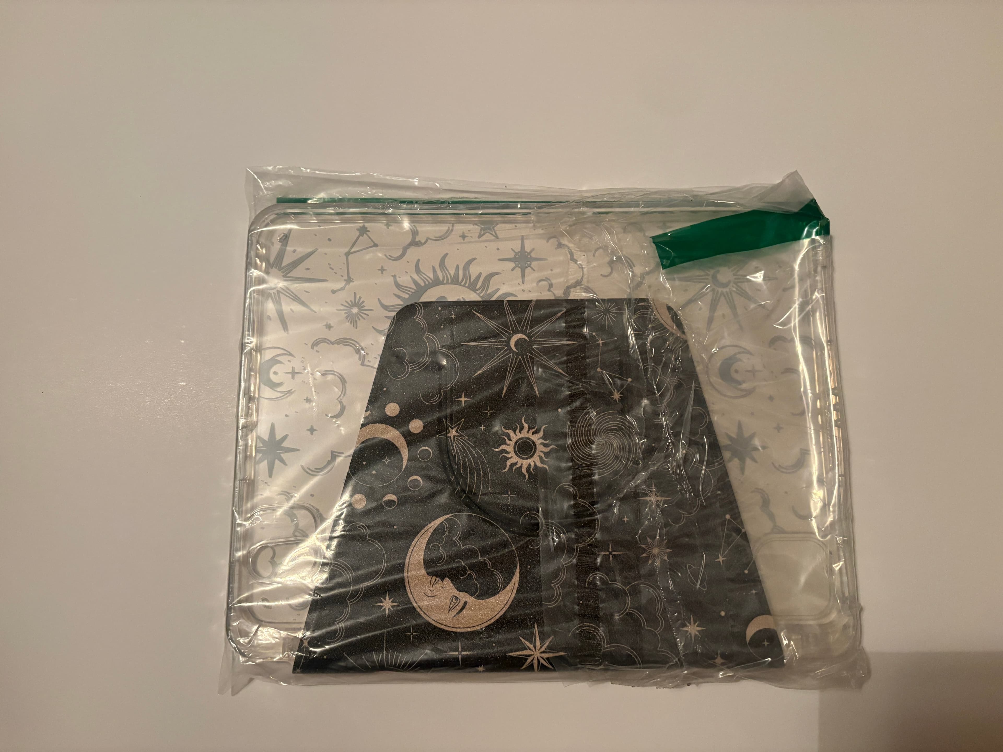 Celestial ipad Case with Moon Designs - Thumbnail 2