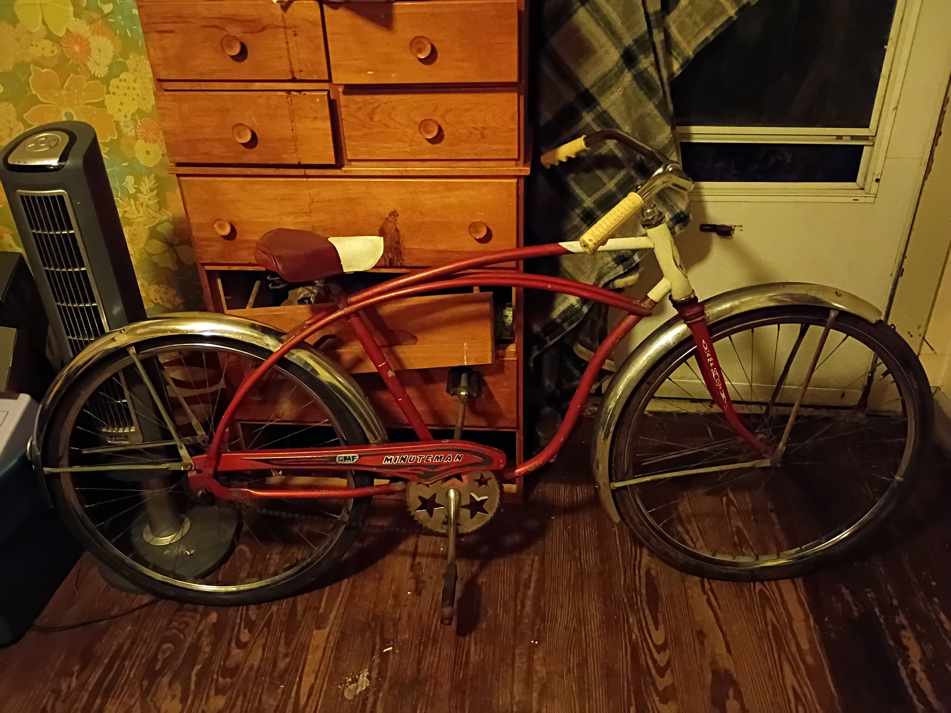 Vintage 60's cruiser bicycle
