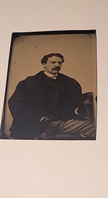 Antique 1/6 Plate Tintype & 1860s CDV Victorian Portrait Photograph - Thumbnail 7