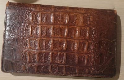 Vintage Crocodile Embossed Leather Wallet Clutch Brown Accordion Interior - Image 1