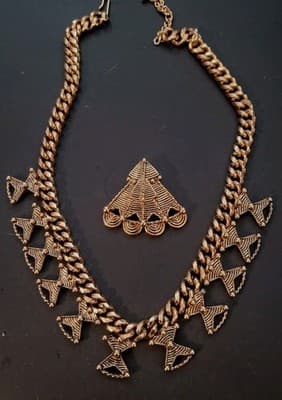 AVON JOSE BARRERA 18" MAYAN NECKLACE Temple To The Sun Detachable Pendant - Thumbnail 2