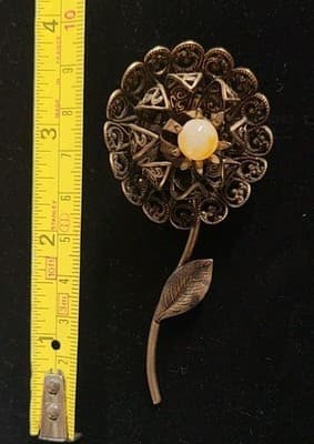 Vintage Gold Tone Filigree Flower Brooch Faux Pearl Stem Floral Pin - Thumbnail 3