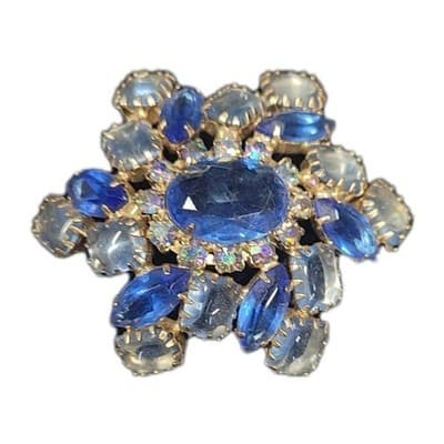 Vintage Aurora Borealis Blue Rhinestone Domed Flower Brooch Pin - Thumbnail 3