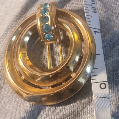 Vintage Coro MCM Gold Tone Circle Brooch Blue Rhinestone Mid Century - Thumbnail 4