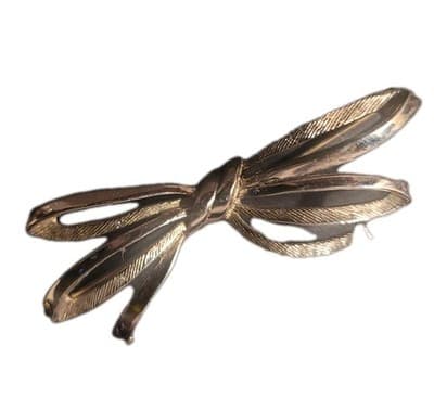 Vintage Signed Coro Silver Tone Textured Four Strand Ribbon Bow Brooch Pin - Image 1