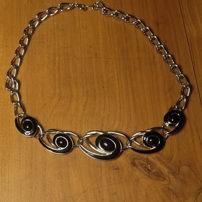 Vintage Trifari Silver-Tone Black Enamel Statement Necklace – Modernist Design - Thumbnail 4