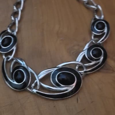Vintage Trifari Silver-Tone Black Enamel Statement Necklace – Modernist Design - Thumbnail 6