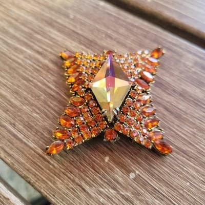 Vintage DeLizza & Elster Julianna Clip-on Earrings Brooch Aurora Borealis Set - Thumbnail 2